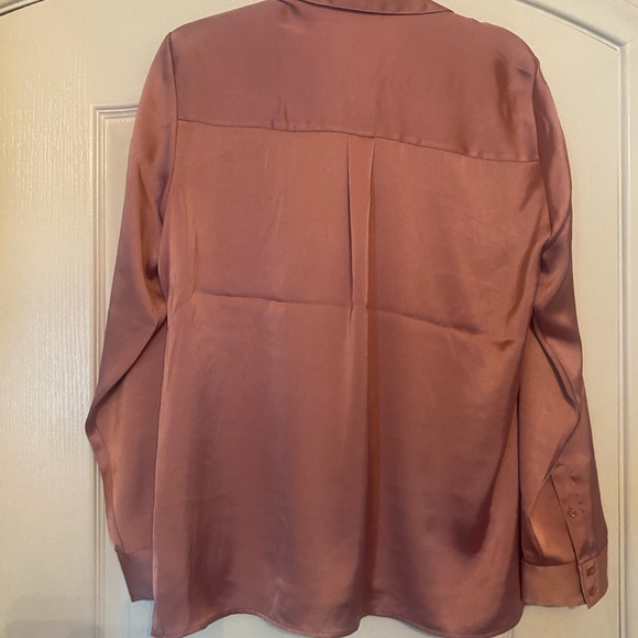 EXPRESS NWT pink silky blouse size L - Picture 5 of 7